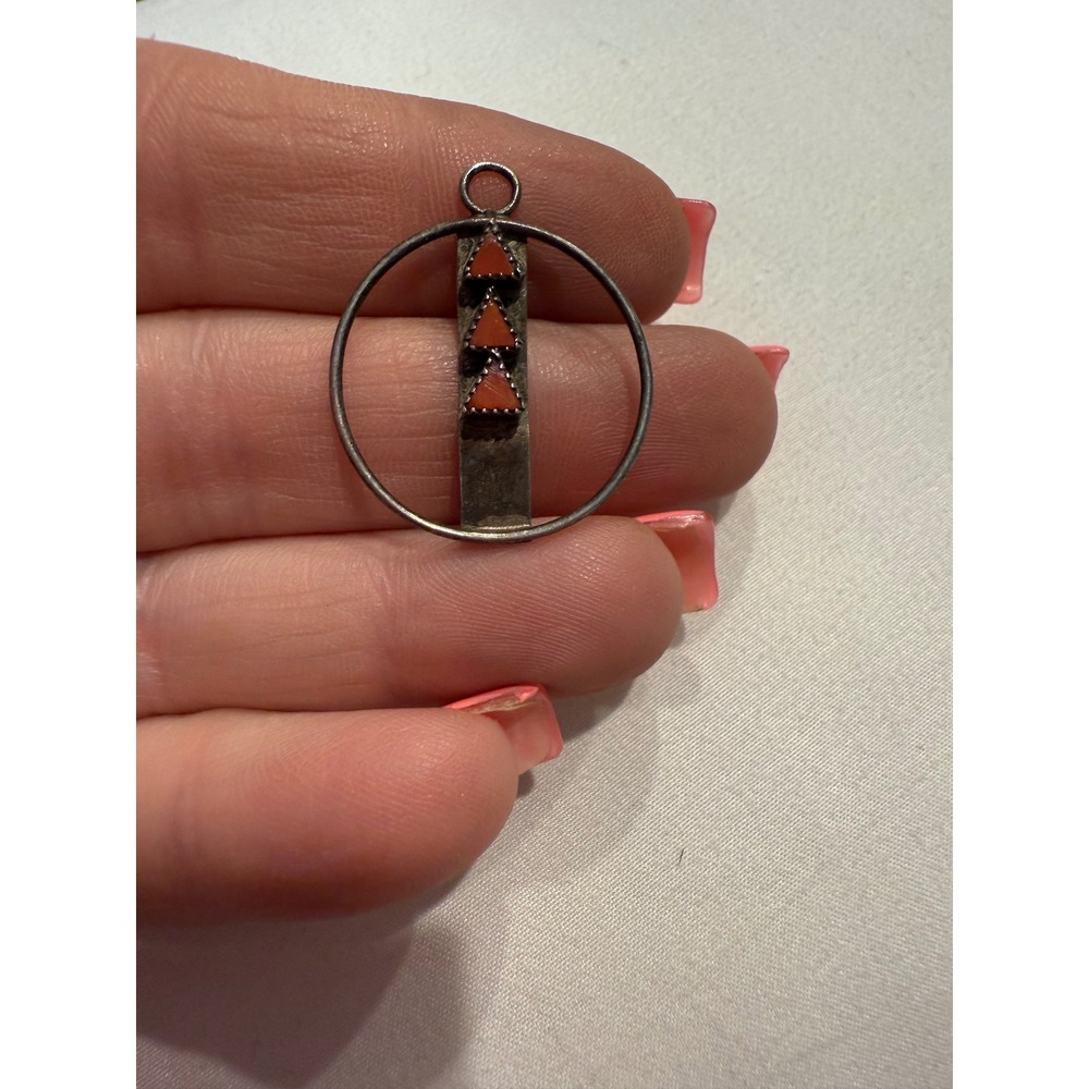 Vintage Native American Sterling‎ Silver Coral Triangle Pendant Necklace